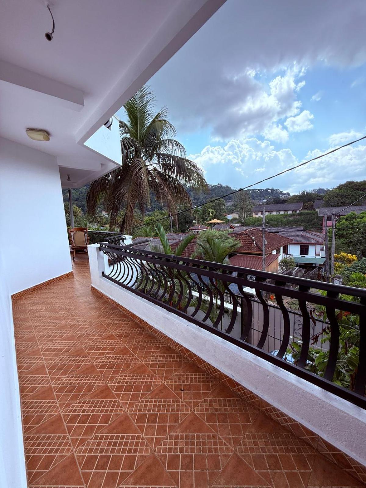 Resident View Homestay Kandy Kültér fotó