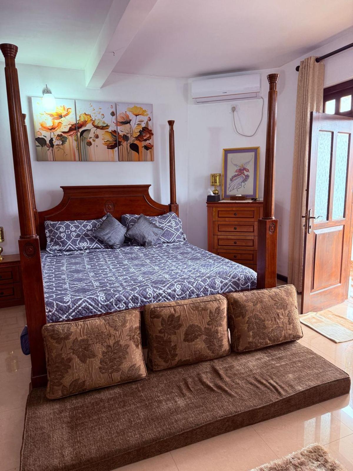Resident View Homestay Kandy Kültér fotó