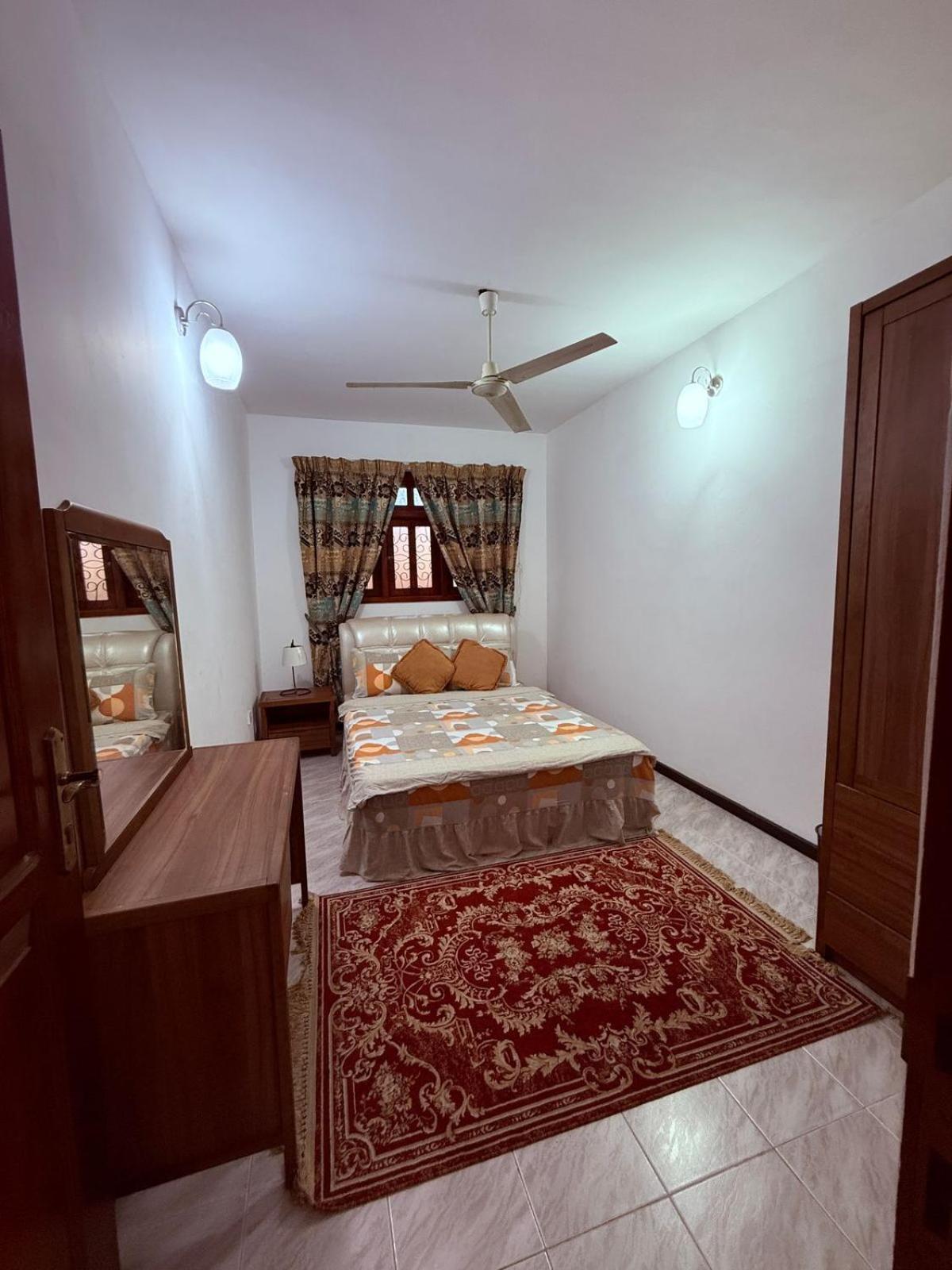 Resident View Homestay Kandy Szoba fotó